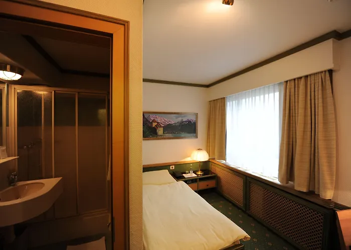 Arlette Beim Hauptbahnhof