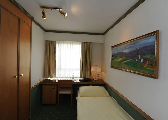 Hotel Arlette Beim Hauptbahnhof 2*