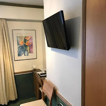 Arlette Beim Hauptbahnhof Hotel