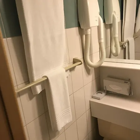 Hotel Arlette Beim Hauptbahnhof 2*