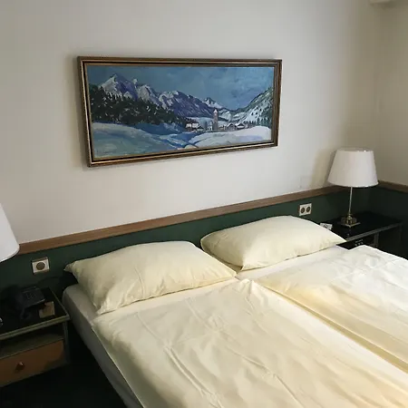 Hotel Arlette Beim Hauptbahnhof 2*