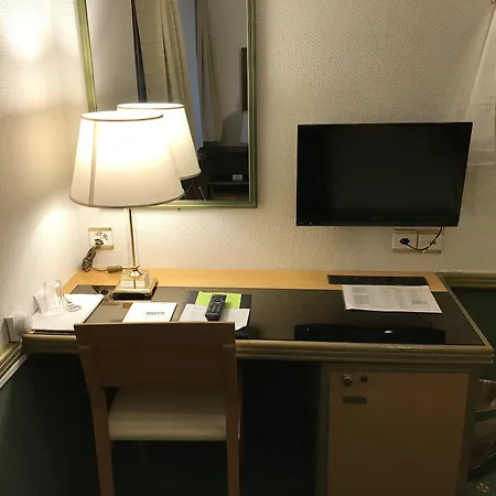 Arlette Beim Hauptbahnhof Zurich