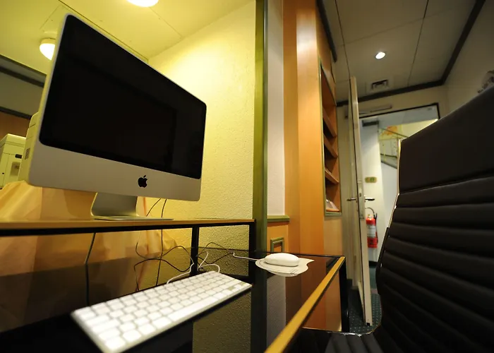 Arlette Beim Hauptbahnhof