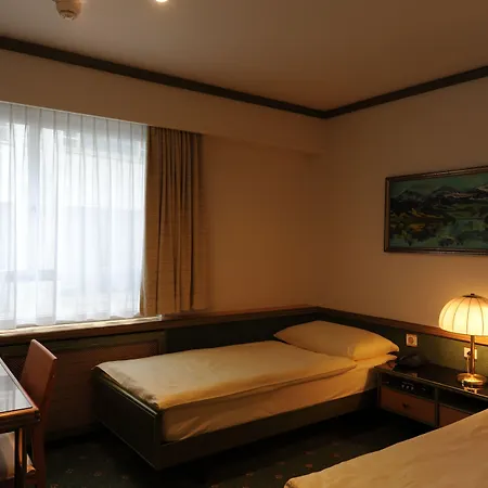 Arlette Beim Hauptbahnhof Отель 2*